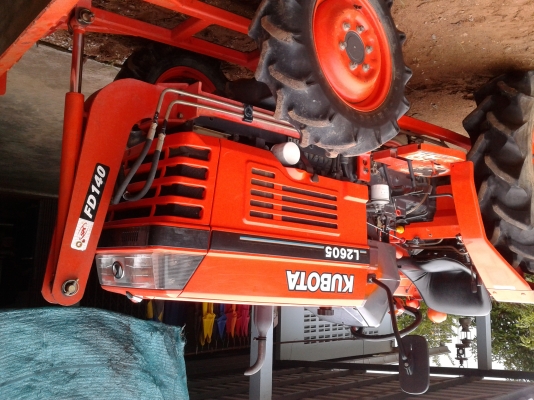 ขายรถไถkubota L2605  2 เพลา 26แรง สภาพเหมือนใหม่ มีเล่มทะเบียน