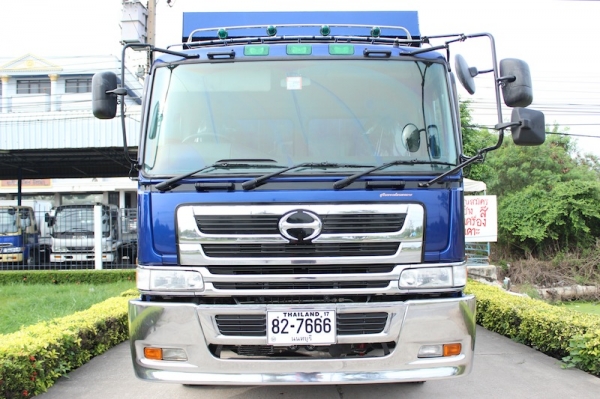 ็Hino Profia 12 ล้อ