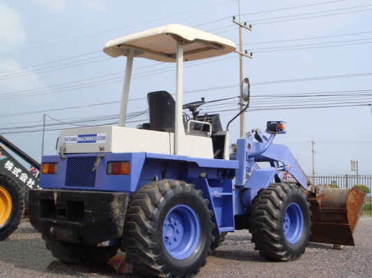 รถตัก WS500 โทร.0927826142,034886118 www.patanamachine.com