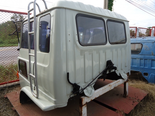 หัวรถบรรทุก HINO-4D