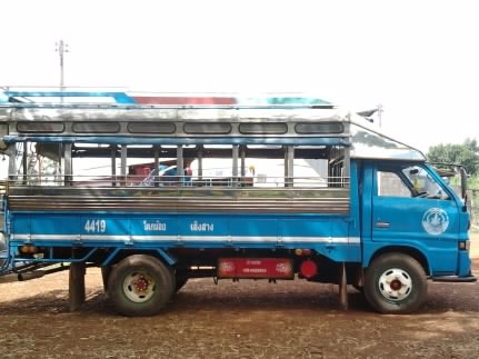 ISUZU TL 110 แรง 4BD1 ฝาขาว รถหกล้อมีหลังคาโดยสาร สภาพดีพร้อมใช้งานได้เลยครับ ช่วงล่างคัชซีสวยไม่ผุ เครื่องแรงดีแน่นดี ภายในเก๋งครบ ช่วงล่างยางสภาพดีประมาณ 70\% พร้อมใช้งาน ทะเบียนภาษีครบพร้อมโอนครับ ISUZU TL 110 แรง 4BD1 ฝาขาว รถหกล้อมีหลังคาโดยสาร สภาพดีพร้อมใช้งานได้เลยครับ ช่วงล่างคัชซีสวยไม่ผุ เครื่องแรงดีแน่นดี ภายในเก๋งครบ ช่วงล่างยางสภาพดีประมาณ 70\% พร้อมใช้งาน ทะเบียนภาษีครบพร้อมโอนครับ