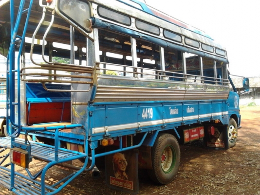 ISUZU TL 110 แรง 4BD1 ฝาขาว รถหกล้อมีหลังคาโดยสาร สภาพดีพร้อมใช้งานได้เลยครับ ช่วงล่างคัชซีสวยไม่ผุ เครื่องแรงดีแน่นดี ภายในเก๋งครบ ช่วงล่างยางสภาพดีประมาณ 70\% พร้อมใช้งาน ทะเบียนภาษีครบพร้อมโอนครับ ISUZU TL 110 แรง 4BD1 ฝาขาว รถหกล้อมีหลังคาโดยสาร สภาพดีพร้อมใช้งานได้เลยครับ ช่วงล่างคัชซีสวยไม่ผุ เครื่องแรงดีแน่นดี ภายในเก๋งครบ ช่วงล่างยางสภาพดีประมาณ 70\% พร้อมใช้งาน ทะเบียนภาษีครบพร้อมโอนครับ