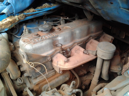 ISUZU TL 110 แรง 4BD1 ฝาขาว รถหกล้อมีหลังคาโดยสาร สภาพดีพร้อมใช้งานได้เลยครับ ช่วงล่างคัชซีสวยไม่ผุ เครื่องแรงดีแน่นดี ภายในเก๋งครบ ช่วงล่างยางสภาพดีประมาณ 70\% พร้อมใช้งาน ทะเบียนภาษีครบพร้อมโอนครับ ISUZU TL 110 แรง 4BD1 ฝาขาว รถหกล้อมีหลังคาโดยสาร สภาพดีพร้อมใช้งานได้เลยครับ ช่วงล่างคัชซีสวยไม่ผุ เครื่องแรงดีแน่นดี ภายในเก๋งครบ ช่วงล่างยางสภาพดีประมาณ 70\% พร้อมใช้งาน ทะเบียนภาษีครบพร้อมโอนครับ