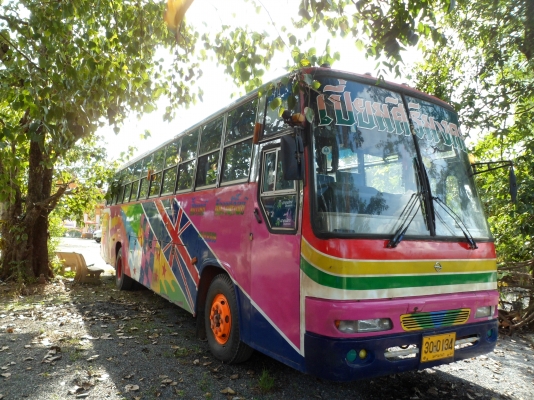 ขายบัสพัดลมเครื่องหน้า 4500000 บาท ขายบัสพัดลมเครื่องหน้า 4500000 บาท