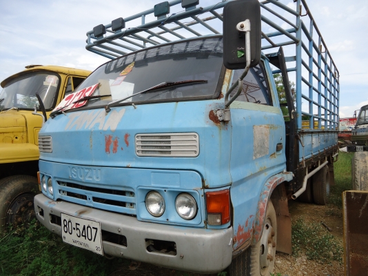 รถบรรทุก 6ล้อ ISUZU KS22