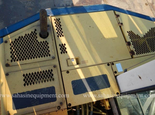 รถขุด PC60-6 บจก.สหสินอีควิปเม้นท์ โทร.081-5851880, 02-5168100-1 www.sahasinequipment.com รถขุด PC60-6 บจก.สหสินอีควิปเม้นท์ โทร.081-5851880, 02-5168100-1 www.sahasinequipment.com