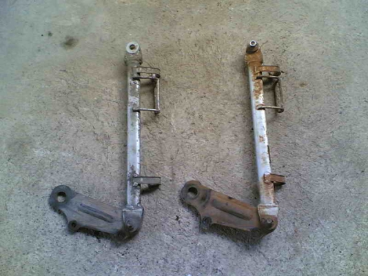 อะไหร่ NSR150 (ตาเหลี่ยมรุ่นแรก) สนใจโทรสอบถามได้ครับ