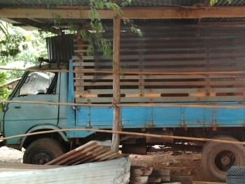 ISUZU ELF 100 แรง 4BC1 หัวแบน ช่วงล่างใหญ่คานหน้าติด F แล้ว เฟืองท้ายของ FUSO กระบะเหล็กคอกไม้ยาว 4.30 เมตร รถสภาพดีพร้อมใช้งานได้เลยครับ เอกสารทะเบียนครบพร้อมโอนครับ