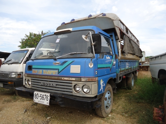 รถโดยสาร 6ล้อ NISSAN