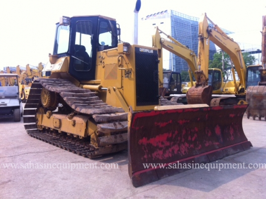 รถแทรคเตอร์ D4H บจก.สหสินอีควิปเม้นท์ โทร.081-5851880, 02-5168100-1 www.sahasinequipment.com