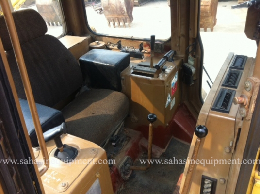 รถแทรคเตอร์ D4H บจก.สหสินอีควิปเม้นท์ โทร.081-5851880, 02-5168100-1 www.sahasinequipment.com