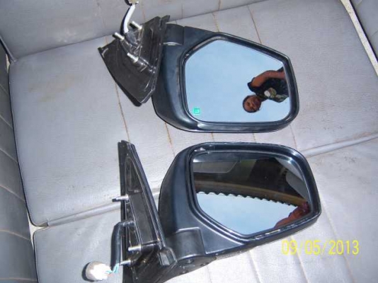 ขายกระจกไฟฟ้า มิตซูไททัน