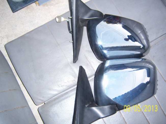 ขายกระจกไฟฟ้า มิตซูไททัน