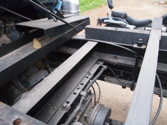 ขาย รถบรรทุก 6 ล้อ ดั้มพ์ ISUZU NPR 115 แรง รถห้างแท้ คัซซีสวย สภาพเดิมๆ พร้อมใช้งาน