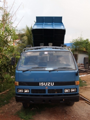 ขาย รถบรรทุก 6 ล้อ ดั้มพ์ ISUZU NPR 115 แรง รถห้างแท้ คัซซีสวย สภาพเดิมๆ พร้อมใช้งาน