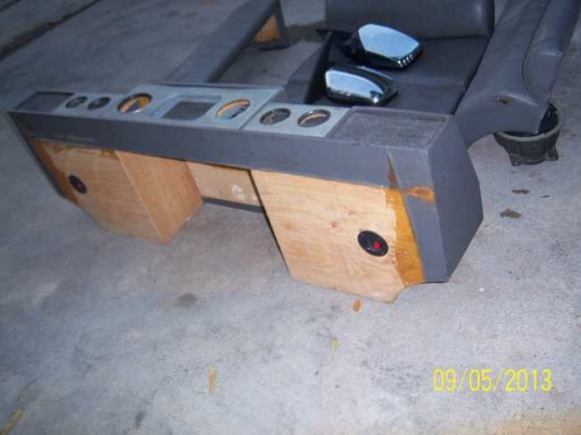 ขายชุดตู้ลำโพงแอร์ พร้อมเบาะ