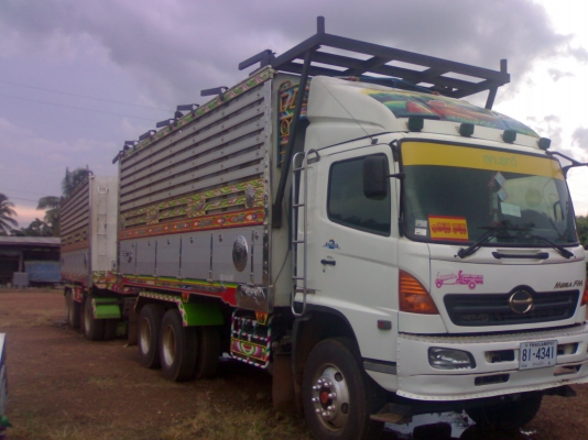 ขายHINO MECA320 ปี49 ดั๊มแม่ลูกกะบะปิเนียมอู่โชคเจริญสุขระเบาะไผ่