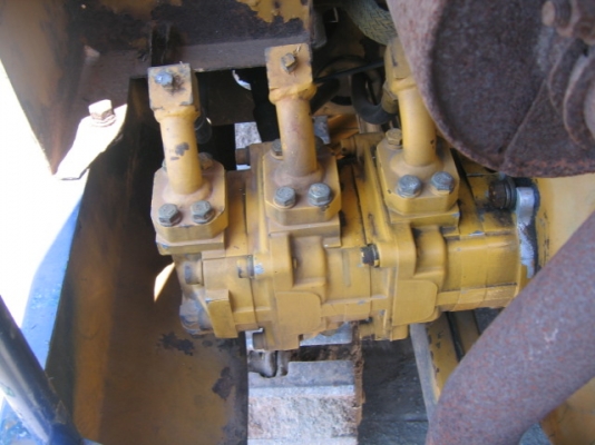 แบคโฮ KOMATSU