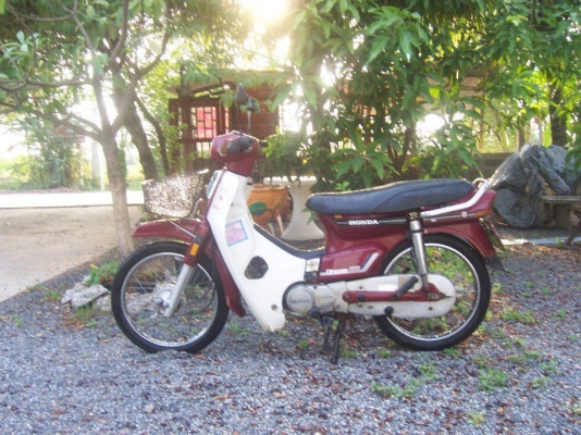 ดรีมคุรุสภาสีแดง ทะเบียนครบ+เอกสารพร้อมโอน รถเดิมๆ สวยๆ