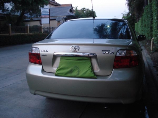 ขาย 2004 Vios ตัวท๊อปสีทองสวยมากรถออกมือเดียวใช้น้อยเอกสารครบๆ