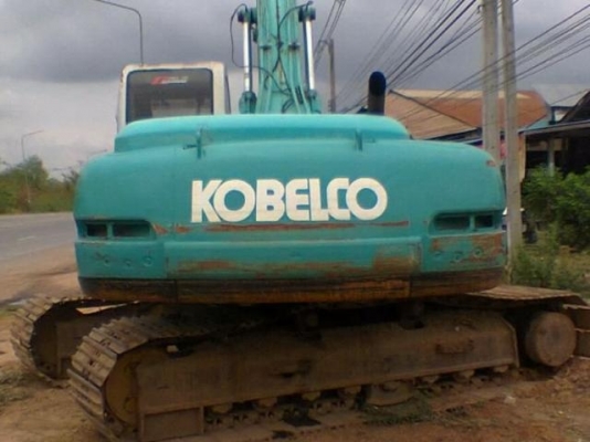 KOBELCO MARK V SK-220 บอดี้ใหญ่สวยรอบคัน ไฟฟ้าหน้าจอครบ เครื่องแห้งแรงดีมากครับทำงานไม่มีโหลด ภายในเก๋งสวยใส แอร์เย็น บูมอาร์มสวยไม่มีปะ ช่วงล่างแน่นเต็มดี 70\% พร้อมทำงาน เอกสารเล่มทะเบียนครบพร้อมโอน ราคาต่อรองได้นะครับ