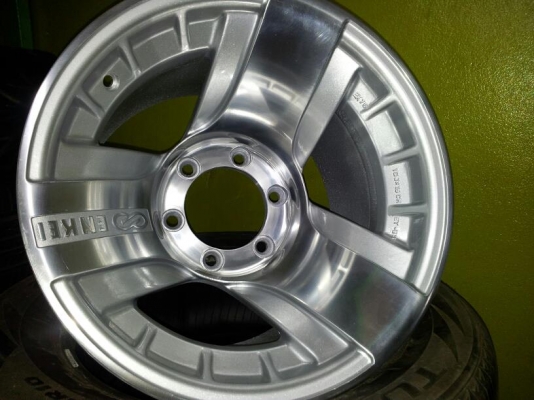 ล้อenkei ขอบ 15x10 6 รู japan มี 4 วง