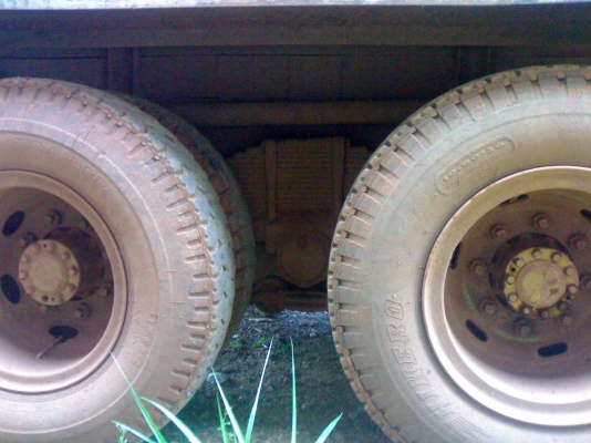 ขาย HINO FM176LD 2เพลาดั๊มเครื่องEH700 มีสโลว์กะบะปิเนียมสภาพสวยๆคับ ขาย HINO FM176LD 2เพลาดั๊มเครื่องEH700 มีสโลว์กะบะปิเนียมสภาพสวยๆคับ