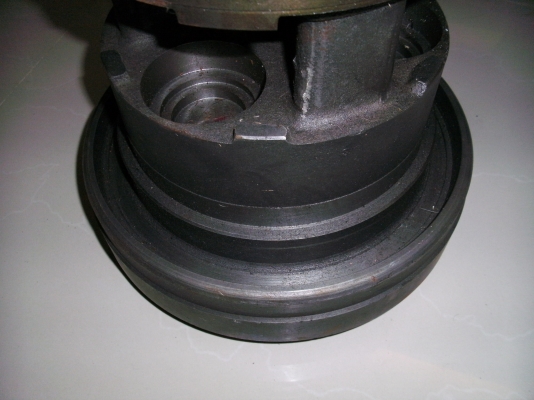 เสื้อมอเตอร์ตัวเดิน+ฝาพร้อมน๊อต PC120-5,SK120-3