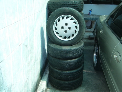 ขายล้อกระทะพร้อมยางdunlop ปี 09