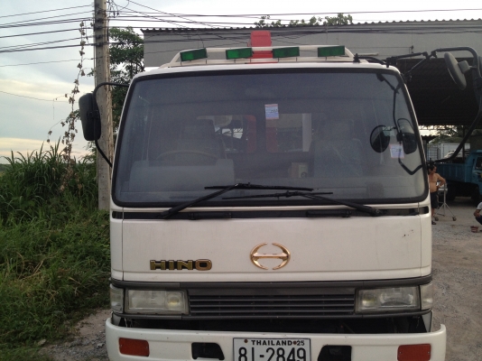 ขาย HINO 195 ติดเครน 4.5 ตัน 4 ปลอก ขาย HINO 195 ติดเครน 4.5 ตัน 4 ปลอก