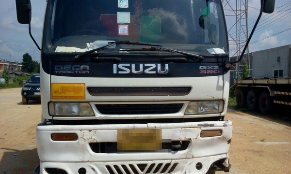 ISUZU  FXZ270  ปี 2545
