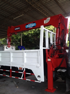 ขาย ISUZU Rocky รถห้างแท้ ติดเครน 5 ตัน 5 ปลอก ยาว 7.2 ขาย ISUZU Rocky รถห้างแท้ ติดเครน 5 ตัน 5 ปลอก ยาว 7.2