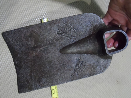 จอบ ตราจรเข้3ดาว 3LBS