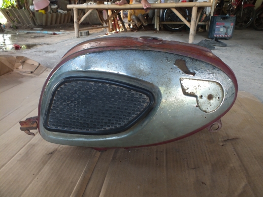 ขายถังคาวา b1 สภาพดี ไม่ผุ 1400 บาท