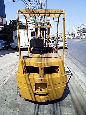 ขายรถยกมิตซูบิชิ 2 ตัน เครื่องดีเซล เกียร์ออโต้ ล้อหน้าคุ่ เสาสูง 3 เมตร สีเดิมจากนอก นำเข้าจากญี่ปุ่น ใช้งานได้ทันที ขายรถยกมิตซูบิชิ 2 ตัน เครื่องดีเซล เกียร์ออโต้ ล้อหน้าคุ่ เสาสูง 3 เมตร สีเดิมจากนอก นำเข้าจากญี่ปุ่น ใช้งานได้ทันที