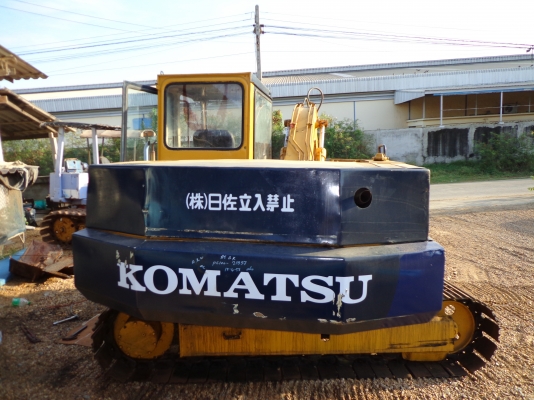 ขายรถแมคโคร KOMATSU PC 100-3 ติดต่อคุณยุทธิ์ โทร. 081-9870866 คณจิ๊ด โทร. 089-7949488