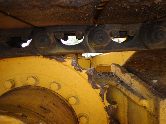 ขายรถแมคโคร KOMATSU PC 100-3 ติดต่อคุณยุทธิ์ โทร. 081-9870866 คณจิ๊ด โทร. 089-7949488