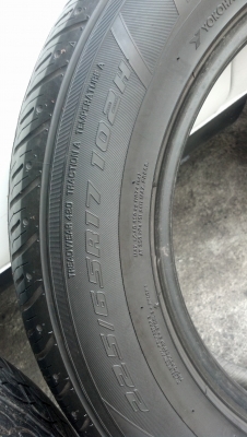 ยางกระบะขอบ ขนาด 225 65 17 ปี 10 สภาพสวยๆ ยางกระบะขอบ ขนาด 225 65 17 ปี 10 สภาพสวยๆ