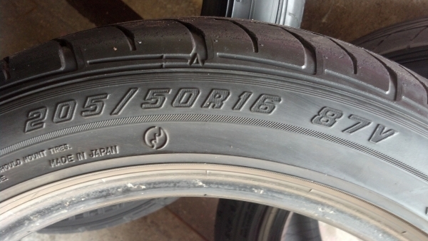 ยางกู๊ดเยียร์ 205 50 16 สภาพสวยๆ 650 บาท