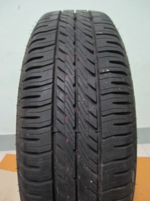ขายยางพร้อมกะทะและฝาครอบรถ Jazz ป้ายแดง ขนาด 175/65R15 ยางปี 13