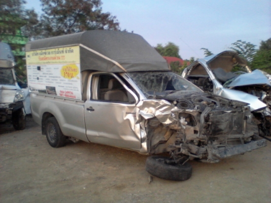 ขายกันด่วนๆ VIGO ปี 2005 สีน้ำตาล มีหลังคาบรรทุก รถอุบัติเหตุ ขายกันด่วนๆ VIGO ปี 2005 สีน้ำตาล มีหลังคาบรรทุก รถอุบัติเหตุ