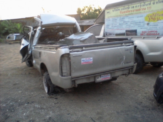 ขาย VIGO ตอนเดียว สีบรอน ปี2005 พร้อมเล่มทะเบียน ขาย VIGO ตอนเดียว สีบรอน ปี2005 พร้อมเล่มทะเบียน