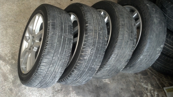 แม็ก 16 พร้อมยาง 6300 บาท แม็ก 16 พร้อมยาง 6300 บาท