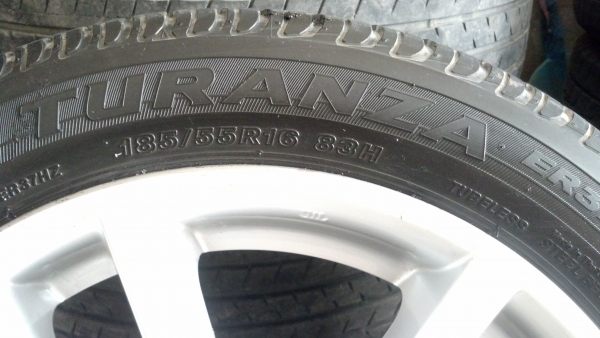 แม็ก 16 พร้อมยาง 6300 บาท แม็ก 16 พร้อมยาง 6300 บาท