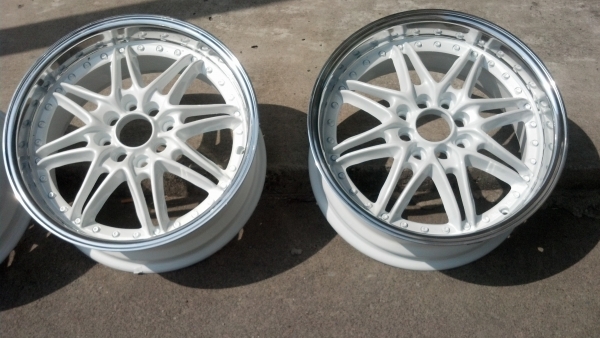 แม็ก 16 ทำสีใหม่ ขาวมุกขอบเงาวิ้ง 4 รู 100