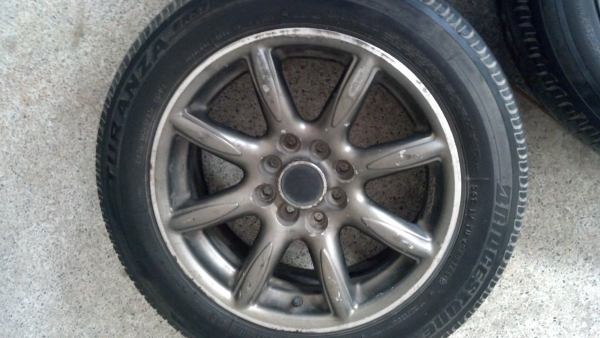 แม็กกล้วยขอบ 15 พร้อมยาง 4 รู 100กับ114