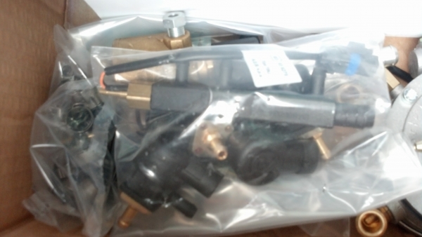 ด่วน ชุดแก๊สหัวฉีดอิตาลี สินค้าใหม่ขายราคาตัด เหลือ 2 ชุด ด่วน ชุดแก๊สหัวฉีดอิตาลี สินค้าใหม่ขายราคาตัด เหลือ 2 ชุด