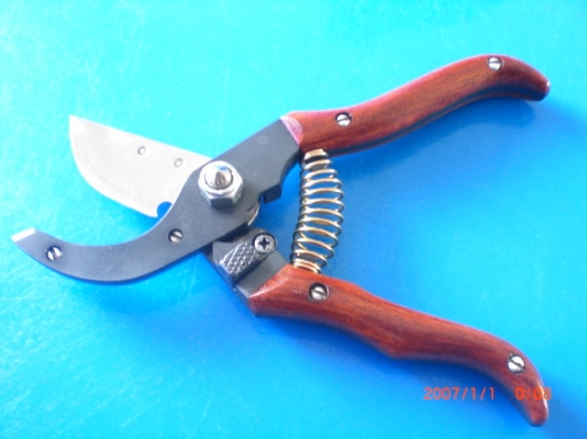ขาย กรรไกร ตัดกิ่ง Hand made อุทัยธานี