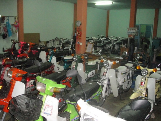 มาแล้วครับพี่น้อง ฮอนด้าดรีม คุรุสภา สภาพสวย พร้อมใช้งาน ( ทะเบียนพร้อมชุดโอน ) ล็อตใหม่ มาแล้วครับพี่น้อง ฮอนด้าดรีม คุรุสภา สภาพสวย พร้อมใช้งาน ( ทะเบียนพร้อมชุดโอน ) ล็อตใหม่