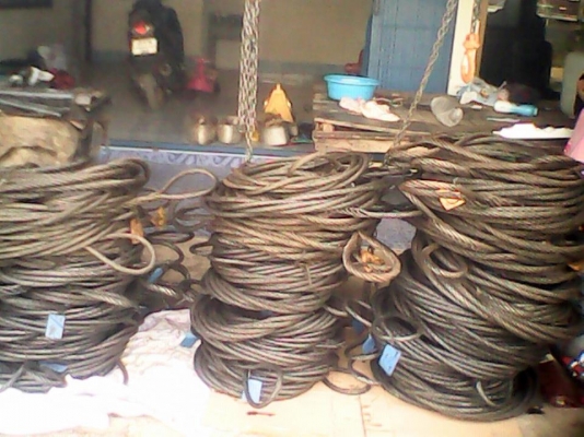 รับซื้อ   สลิงเครนเก่า  โทร 0860798452